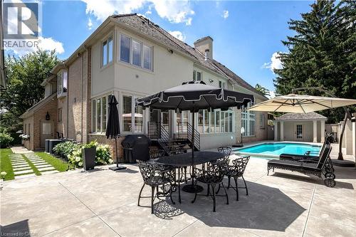 15 Peppertree Crescent, Ancaster, ON 
