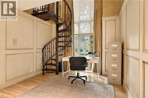 15 Peppertree Crescent, Ancaster, ON 