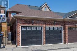 3432 EGLINTON AVENUE W  Mississauga, ON L5M 7P2