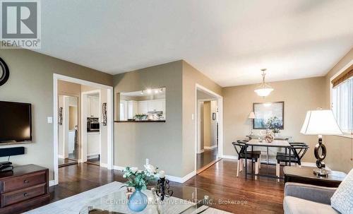 586 Chamberlain Road, Burlington, ON 