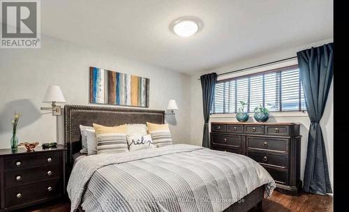 586 Chamberlain Road, Burlington, ON 