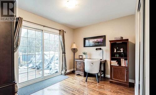 586 Chamberlain Road, Burlington, ON 