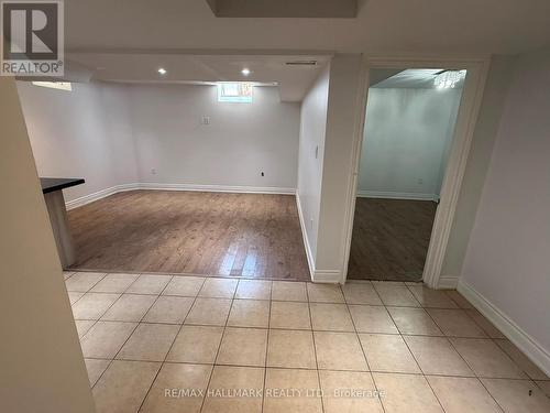 BASEMENT - 209 OLD COLONY ROAD S , Richmond Hill, Ontario L4E 5B9 2