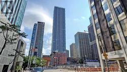2701 - 1 YORKVILLE AVENUE Toronto, ON M4W 0B1