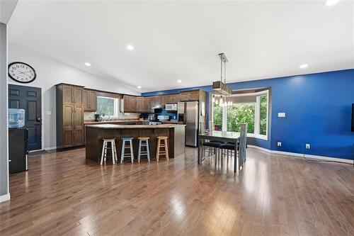 154 Thurston Dr, Ste Anne, MB 
