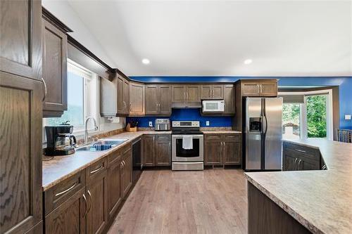 154 Thurston Dr, Ste Anne, MB 