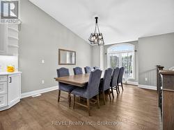 Large dining area! - 