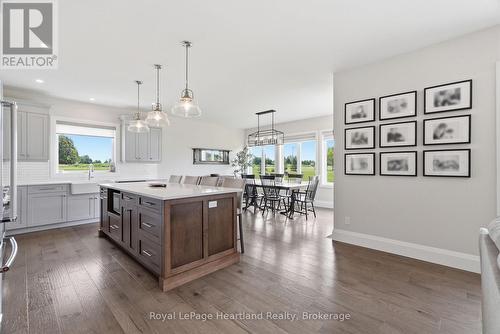 129 Sharron Court, Mapleton, ON 