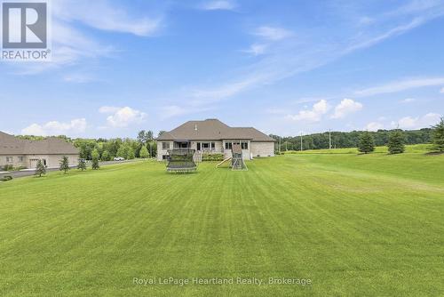 129 Sharron Court, Mapleton, ON 