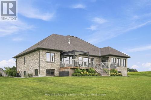 129 Sharron Court, Mapleton, ON 