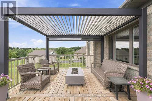 129 Sharron Court, Mapleton, ON 