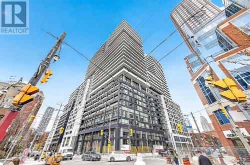 2811 - 70 PRINCESS STREET  Toronto, ON M5A 0X6