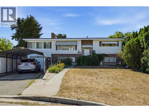 766 Coopland Crescent  Kelowna, BC V1Y 2V1