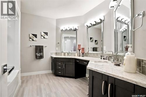 231 Fleming Crescent, Saskatoon, SK 