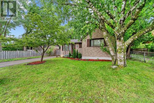 54 MANITOULIN DRIVE  London East (East O), ON N5W 1M4