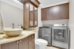 Powder room - 