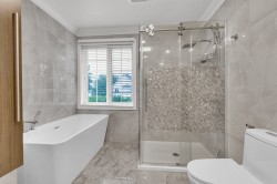Master Bathroom - 