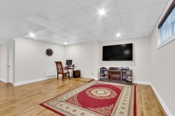 Family Room - 