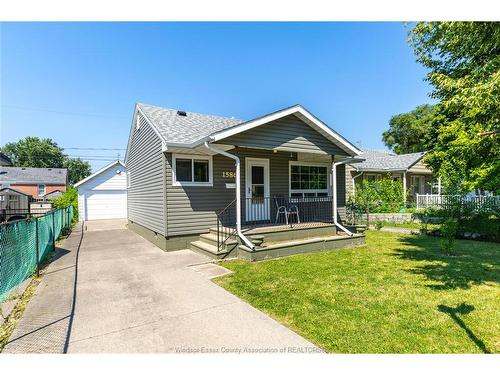 1586 PRINCE  Windsor, ON N9C 3B3