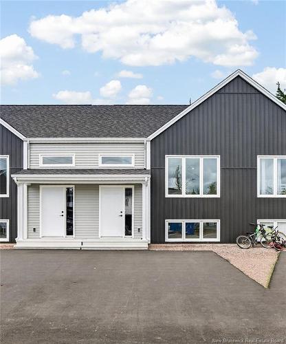 33 Cedric Crt, Dieppe, NB 