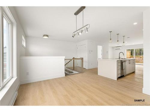 33 Cedric Crt, Dieppe, NB 