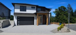 100 ROYAL PACIFIC Way Nanaimo, BC V9T 5L7