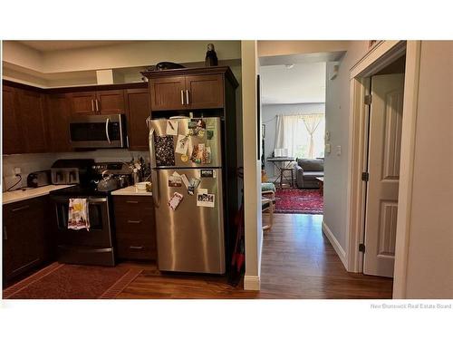 25 Helena Crt, Fredericton, NB 