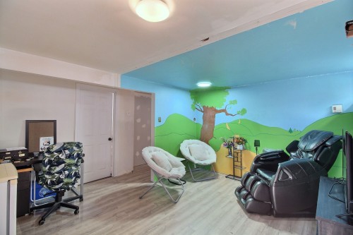 Salle familiale - 1076 Av. Bérard, Val-D'Or, QC - Indoor Photo Showing Office