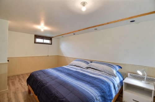 Chambre à coucher principale - 1076 Av. Bérard, Val-D'Or, QC - Indoor Photo Showing Bedroom