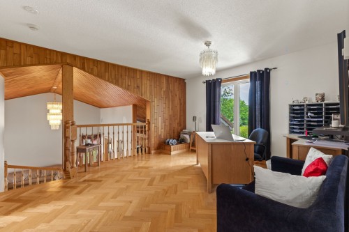 Bureau - 240 Rue Bissonnette, Papineauville, QC - Indoor