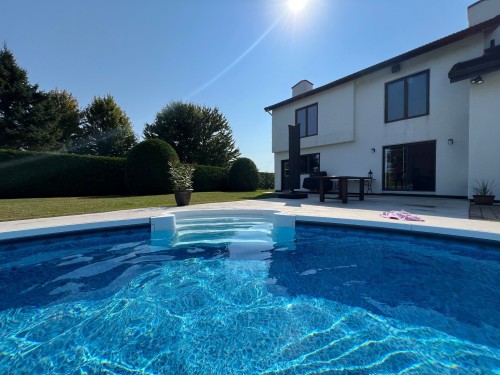 Piscine - 240 Rue Bissonnette, Papineauville, QC - Outdoor With In Ground Pool