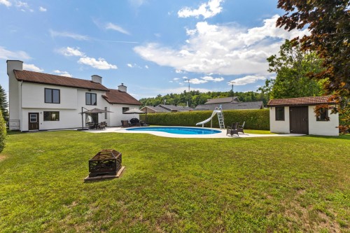 Cour - 240 Rue Bissonnette, Papineauville, QC - Outdoor