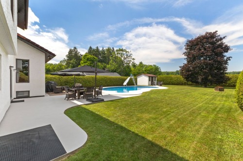Cour - 240 Rue Bissonnette, Papineauville, QC - Outdoor