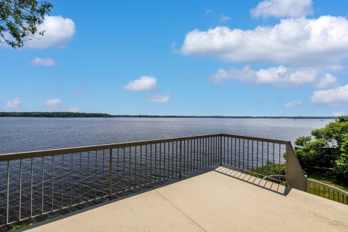 Balcon - 20240 Ch. Lakeshore, Baie-D'Urfé, QC - Outdoor With Body Of Water With View