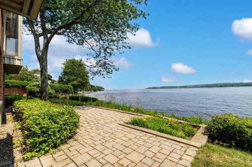 Cour - 20240 Ch. Lakeshore, Baie-D'Urfé, QC - Outdoor With Body Of Water With View