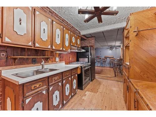 3648 King, Windsor, ON 
