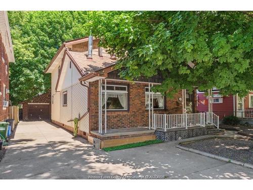 3648 King, Windsor, ON 