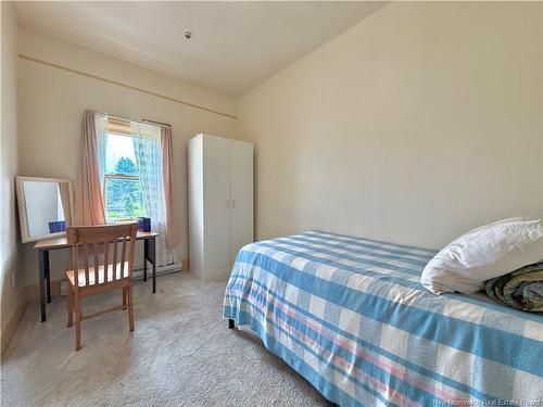 539 Queen St, Bathurst, NB 