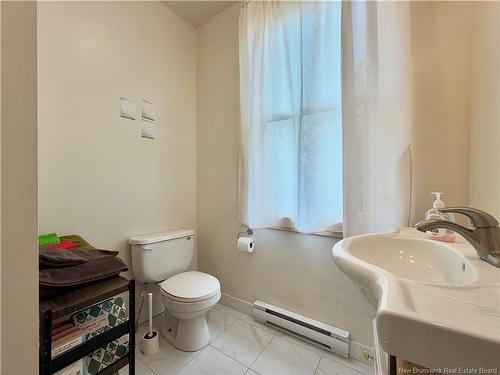 539 Queen St, Bathurst, NB 