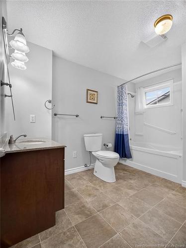 36 Bath St, Moncton, NB 