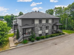 1592  - 1602 Rue de l'Estran  Lévis (Les Chutes-De-La-Chaudière-Ouest), QC G7A 0V4