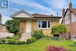 344 RIMILTON AVENUE Toronto, ON M8W 2E6