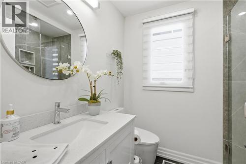 12 Cheval Drive, Grimsby, ON 
