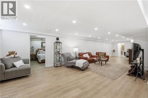 12 Cheval Drive, Grimsby, ON 
