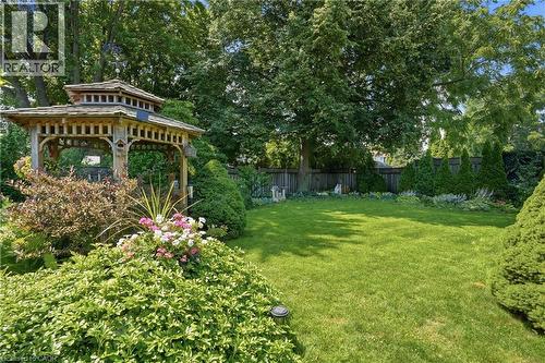 12 Cheval Drive, Grimsby, ON 