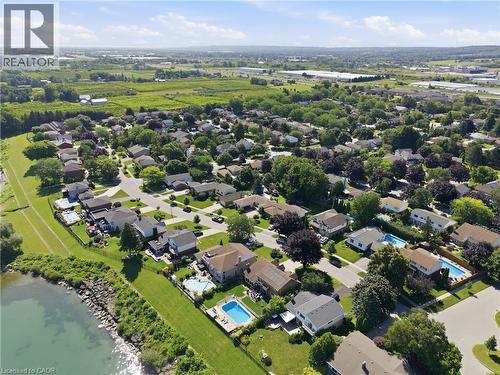 12 Cheval Drive, Grimsby, ON 