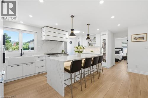 12 Cheval Drive, Grimsby, ON 