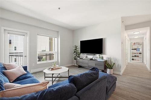 701-300 Centre St, Winnipeg, MB 