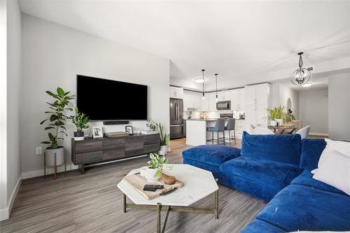 701-300 Centre St, Winnipeg, MB 