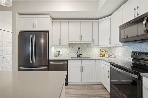 701-300 Centre St, Winnipeg, MB 